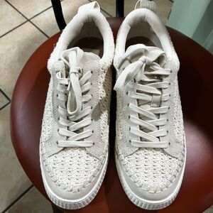 Dolce Vita Textured Cream Sneakers